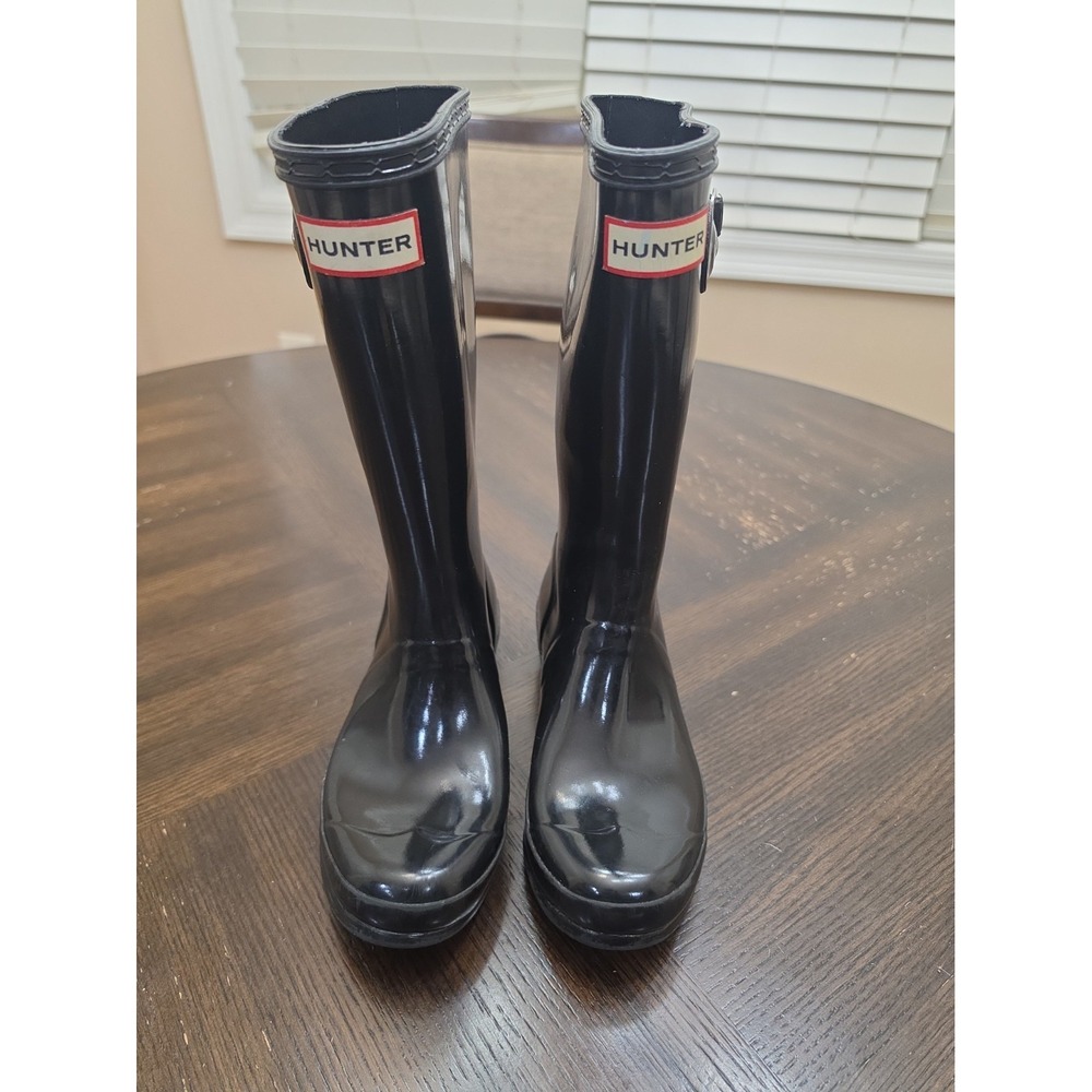 Hunter black gloss rain boots Size US 3B/4G EU 34